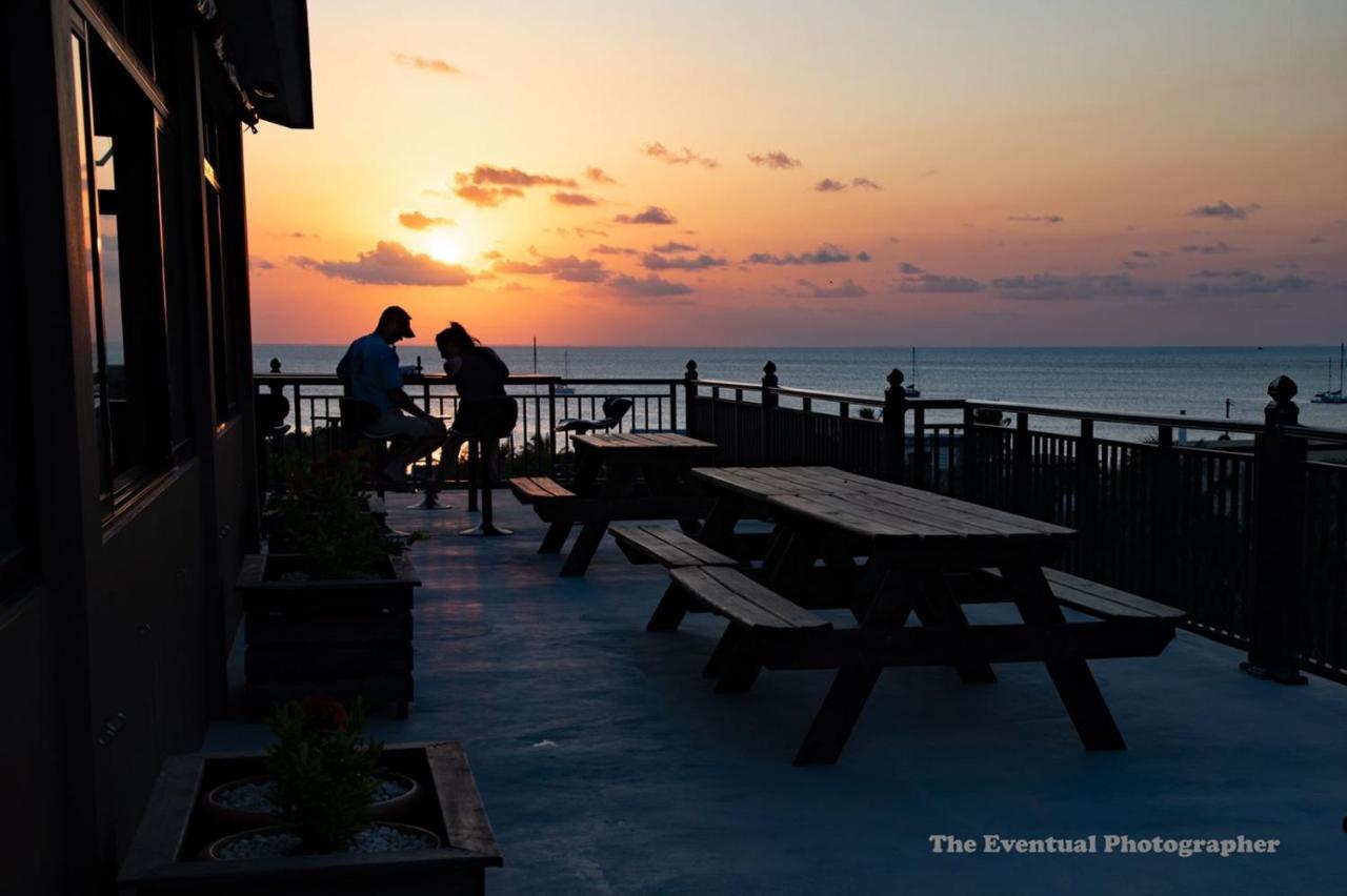 Coral View Hotel & Resort Caye Caulker Exterior photo